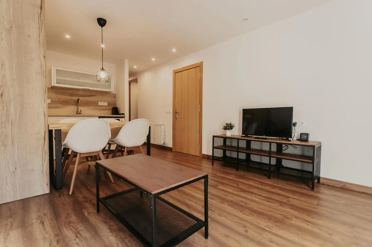 Apartaments 7Gorgs Campdevanol