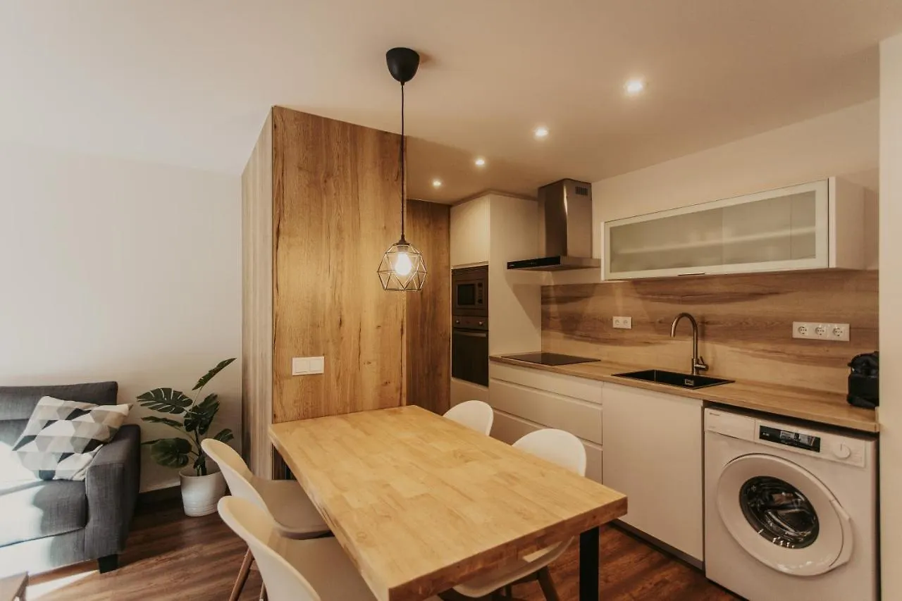 Apartaments 7Gorgs 0*, Campdevanol Spain