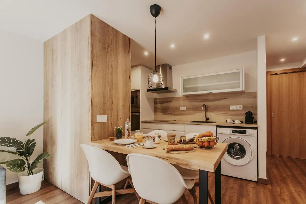 Apartaments 7Gorgs Кампдеваноль 0*,